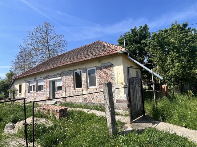 Eladó családi ház, Kötegyánon 6.5 M Ft, 3 szobás