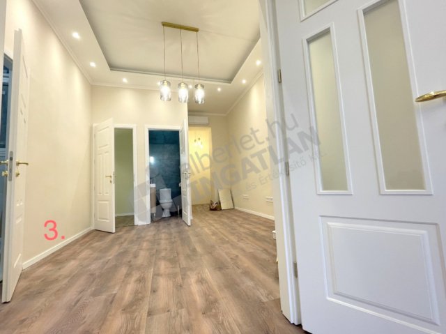 Kiadó téglalakás, albérlet, Budapesten, V. kerületben, 3 szobás