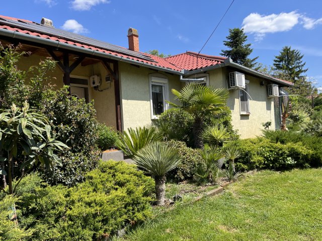 Eladó családi ház, Kecskeméten 88.9 M Ft, 3+1 szobás