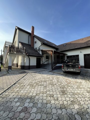 Eladó családi ház, Vonyarcvashegyen 149 M Ft, 7 szobás