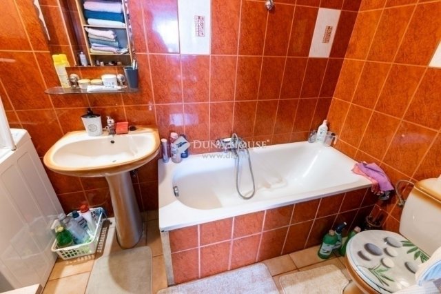 Eladó családi ház, Budapesten, XVIII. kerületben 84.8 M Ft