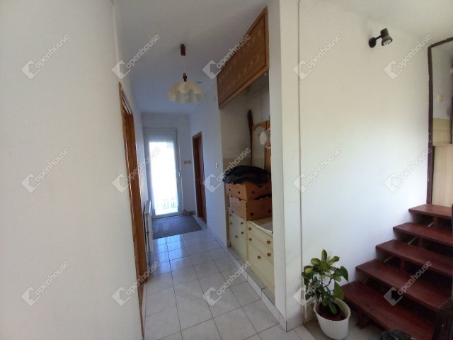 Eladó családi ház, Cserkeszőlőn 60.9 M Ft, 4 szobás