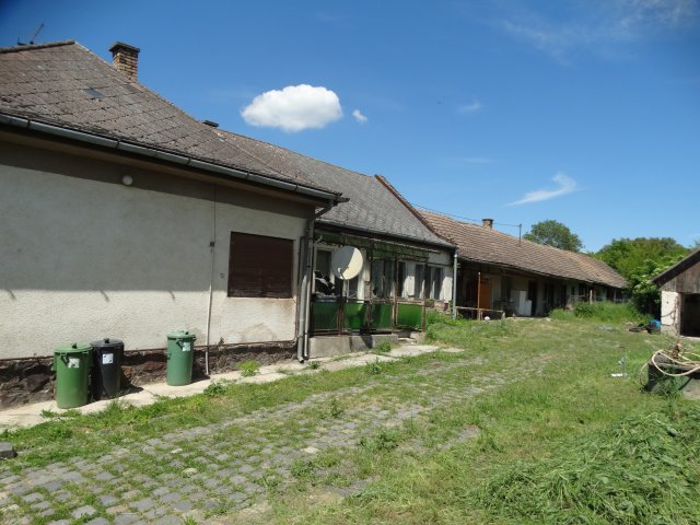 Eladó családi ház, Vácszentlászlón 22.5 M Ft, 3+1 szobás