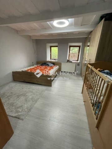Eladó családi ház, Tápióbicskén 21 M Ft, 1 szobás