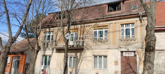 Eladó családi ház, Budapesten, III. kerületben 179.9 M Ft