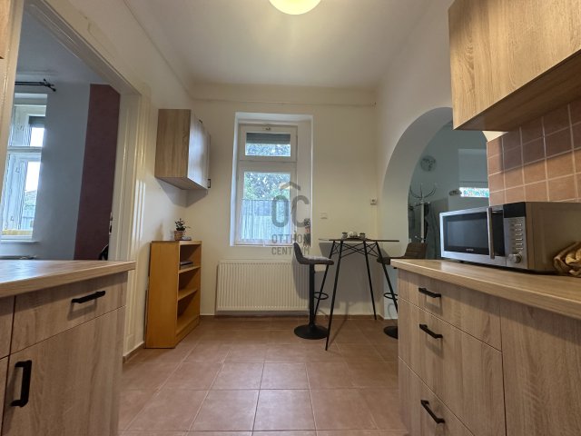 Eladó családi ház, Budapesten, XV. kerületben 49.99 M Ft