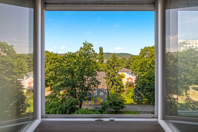 Eladó téglalakás, Budapesten, III. kerületben 59.9 M Ft