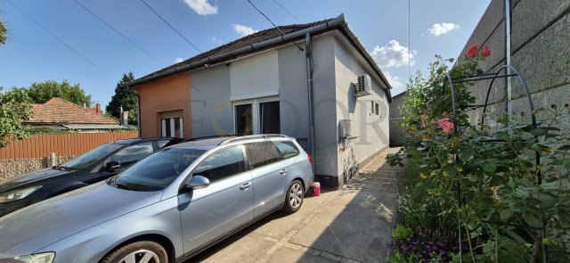 Eladó ikerház, Budapesten, XVIII. kerületben 84.9 M Ft