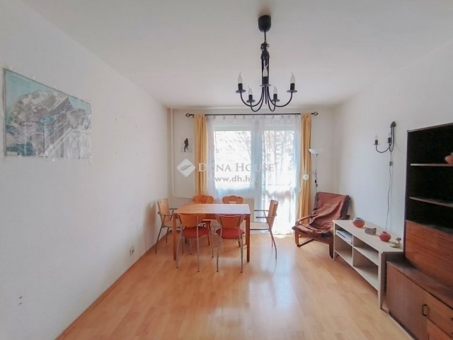 Eladó panellakás, Budapesten, X. kerületben 62.9 M Ft, 2+1 szobás