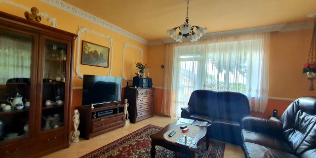 Eladó családi ház, Kőszegen 99.9 M Ft, 5 szobás