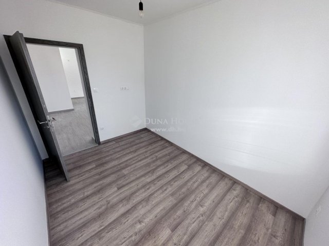 Eladó családi ház, Hernádon 83 M Ft, 5 szobás