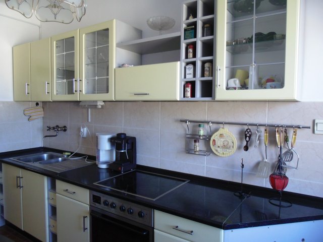 Kiadó téglalakás, albérlet, Szegeden 280 E Ft / hó, 3 szobás