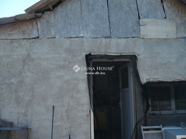 Eladó családi ház, XXII. kerületben, Aranyhegyi utcában