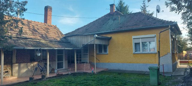 Eladó családi ház, Jászladányon 14.5 M Ft