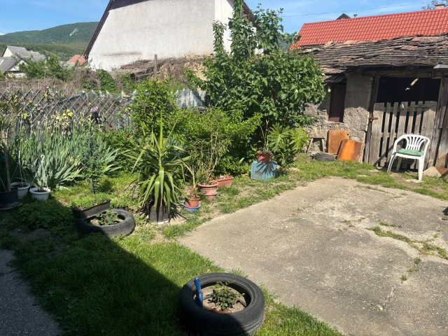 Eladó sorház, Piliscséven 18.9 M Ft, 1 szobás