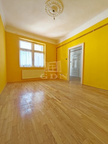 Eladó téglalakás, Miskolcon 34.9 M Ft, 4 szobás