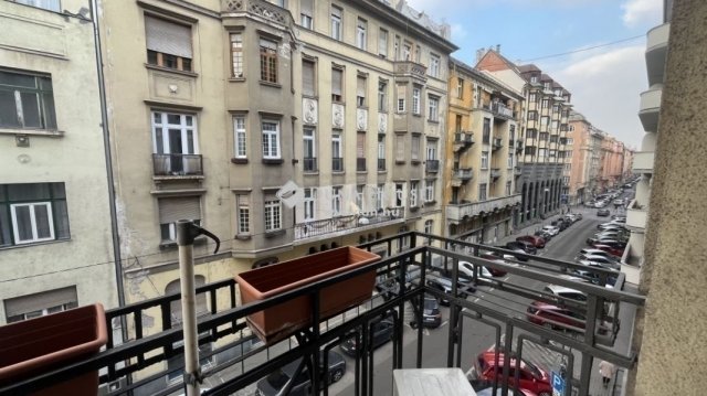Eladó téglalakás, Budapesten, XIII. kerületben 170 M Ft