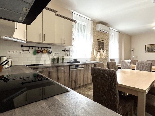 Kiadó téglalakás, albérlet, Szegeden 200 E Ft / hó, 1 szobás