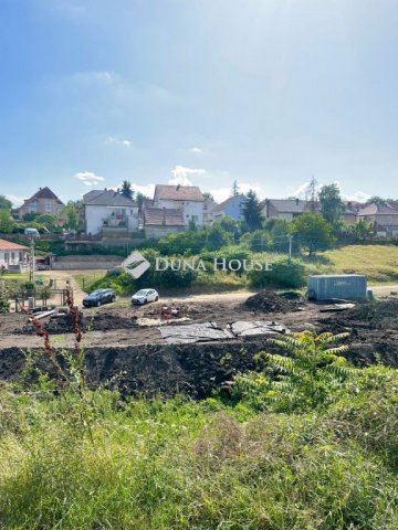 Eladó telek, Miskolcon, Muskátli utcában 7.4 M Ft