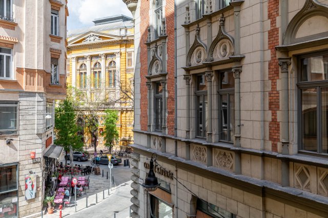 Eladó téglalakás, Budapesten, V. kerületben 169.9 M Ft, 3 szobás