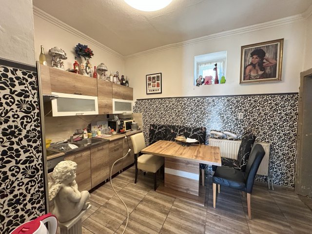 Eladó téglalakás, Mosonmagyaróváron 29.99 M Ft, 2 szobás