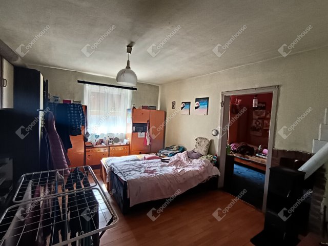 Eladó családi ház, Nagybajomban 12.9 M Ft, 2 szobás