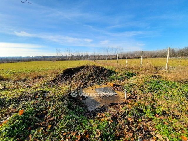 Eladó telek, Balatonszabadiban 12.9 M Ft / költözzbe.hu