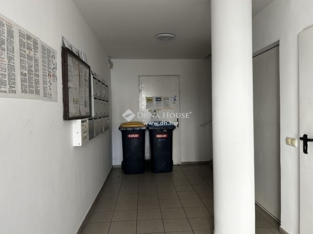 Eladó téglalakás, Budapesten, XVIII. kerületben 80 M Ft