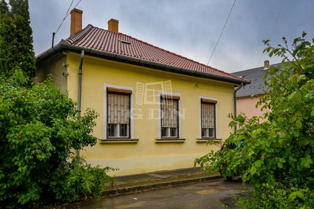 Eladó családi ház, Miskolcon, Avasalja utcában 39.99 M Ft