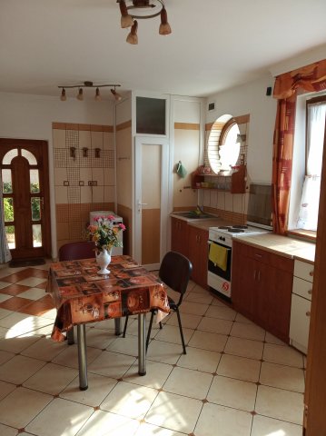 Kiadó téglalakás, albérlet, Debrecenben 80 E Ft / hó