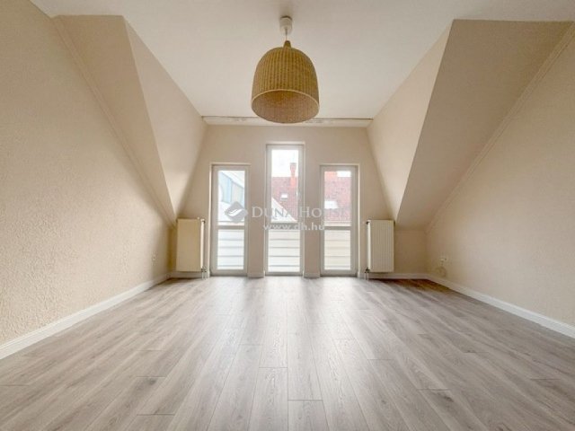 Kiadó téglalakás, albérlet, Kecskeméten 230 E Ft / hó