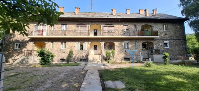 Eladó téglalakás, Petőfibányán 23.7 M Ft, 2 szobás
