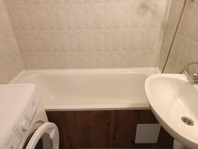Kiadó panellakás, albérlet, Kecskeméten 150 E Ft / hó
