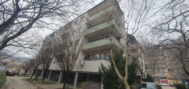 Eladó téglalakás, Budapesten, III. kerületben 119 M Ft, 3 szobás