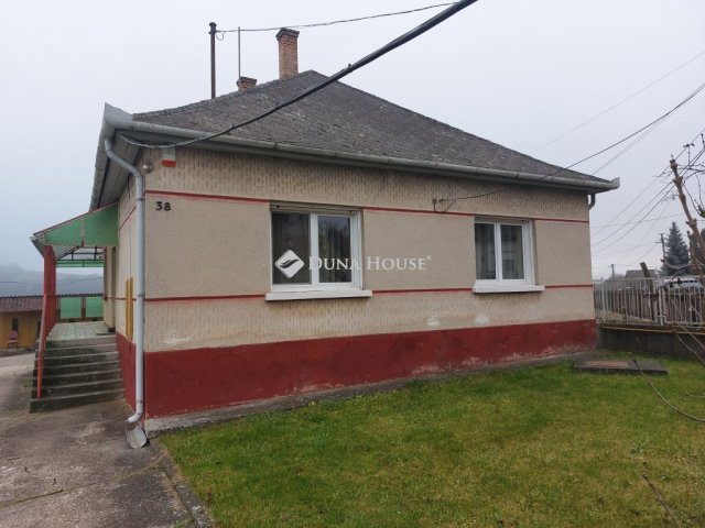 Eladó családi ház, Rádon 82 M Ft, 3 szobás