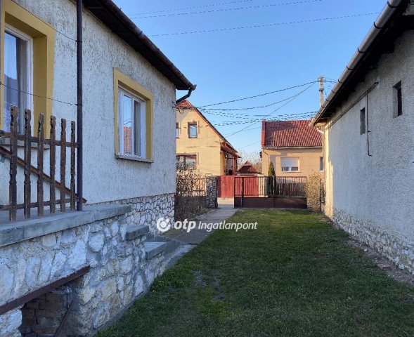 Eladó családi ház, Szikszón 16.9 M Ft, 3+1 szobás