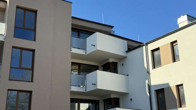 Eladó téglalakás, Székesfehérvárott, Tasnádi utcában