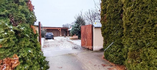 Eladó családi ház, Lajosmizsén 54.9 M Ft, 3 szobás