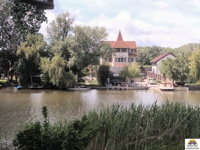 Eladó nyaraló, Dunaharasztin 95 M Ft, 2 szobás