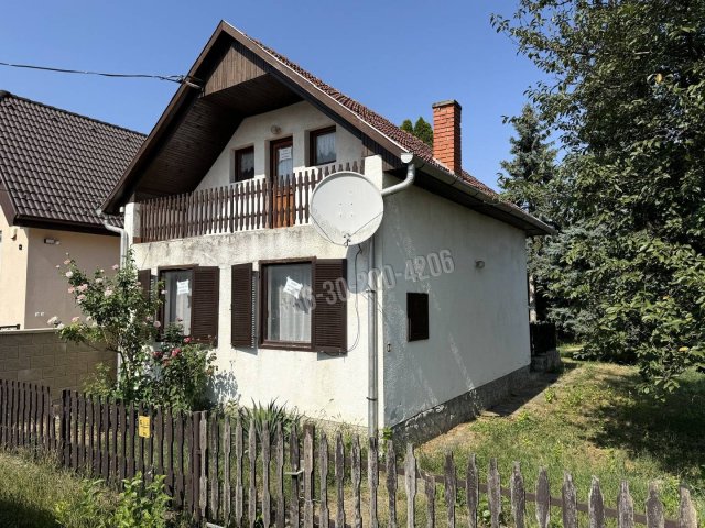 Eladó nyaraló, Dunaszigeten 32.4 M Ft, 4 szobás