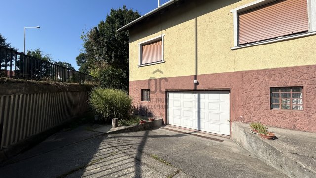Eladó családi ház, Szentendrén 89 M Ft, 6 szobás