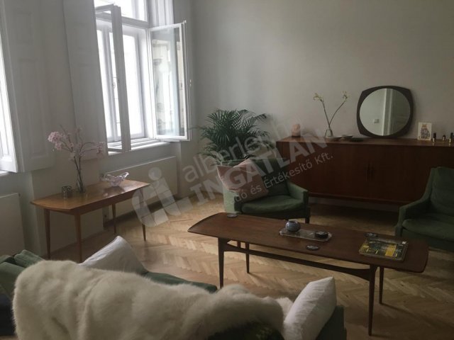 Kiadó téglalakás, albérlet, Budapesten, VII. kerületben