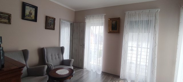 Eladó családi ház, Levélen 130 M Ft, 6 szobás