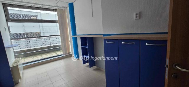 Eladó iroda, Debrecenben 650 M Ft / költözzbe.hu