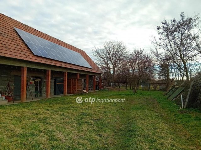 Eladó családi ház, Biharkeresztesen 48 M Ft, 5 szobás
