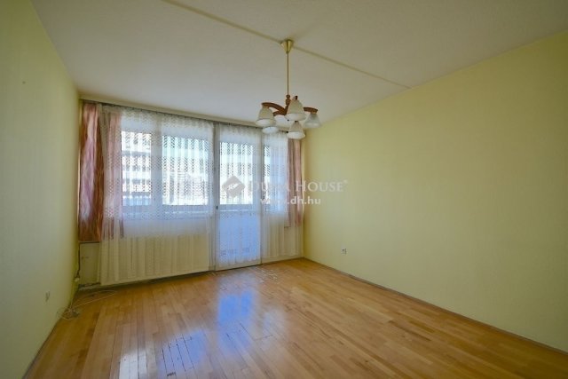 Eladó téglalakás, Budapesten, VIII. kerületben 54 M Ft, 2 szobás