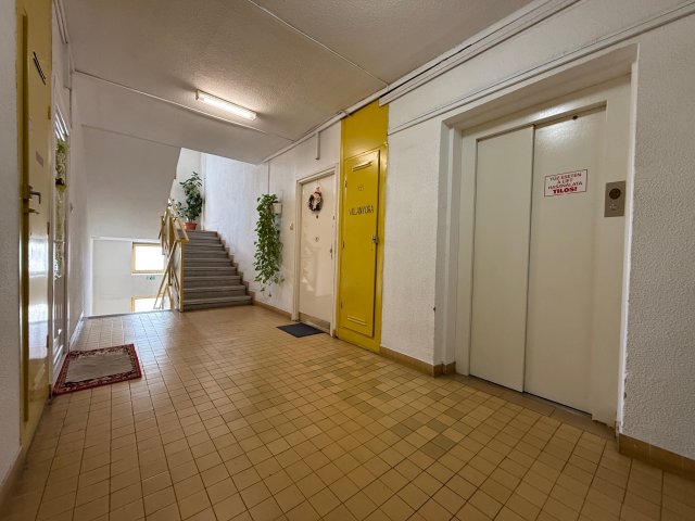 Eladó téglalakás, Kecskeméten 75 M Ft, 4 szobás