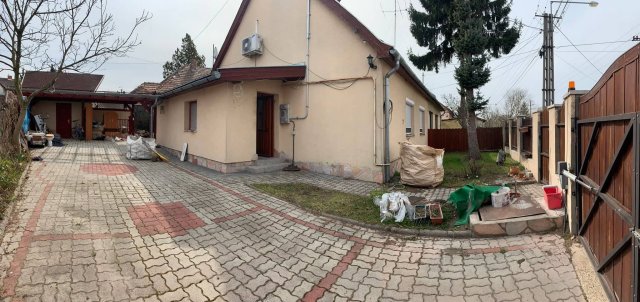 Eladó ikerház, Esztergomban 85.99 M Ft, 4 szobás