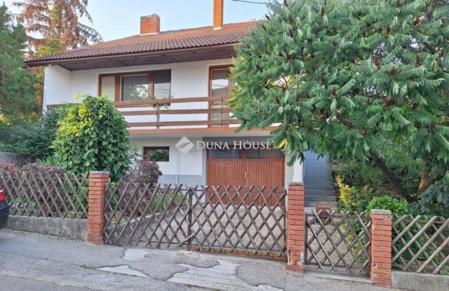 Eladó családi ház, Villányban 68 M Ft, 4 szobás