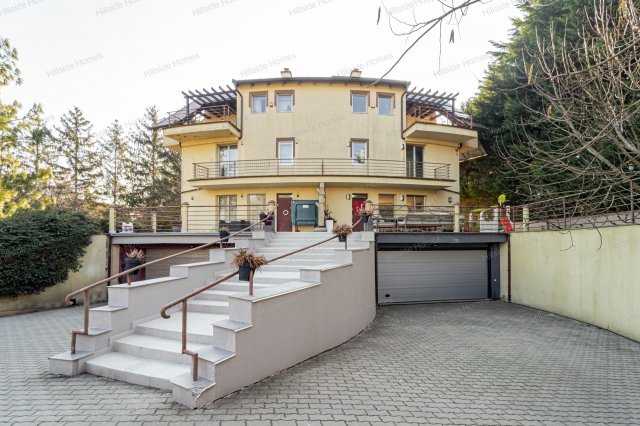 Eladó családi ház, Budapesten, III. kerületben 340 M Ft